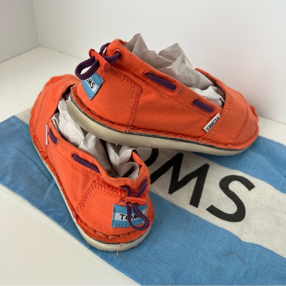 Toms - Picture 6 of 9